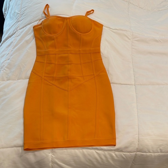 Lilly’s Kloset Orange Bondage Dress - Picture 5 of 6